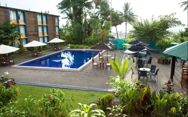 Melanesian Hotel and Apartments