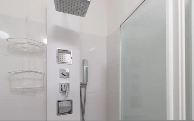 Italianway - Rosmini 11 B
