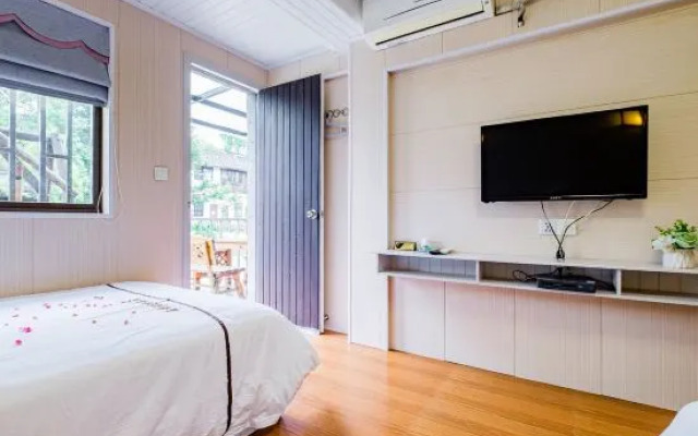 Nanzha Fuchang Bridge Family Vacation Homestay (Wuzhen Scenic Area Branch)