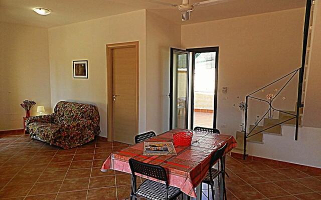 White Rocks Holiday House