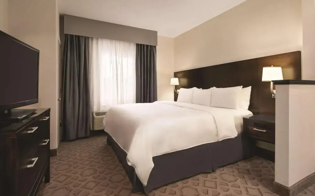 Ramada Plaza