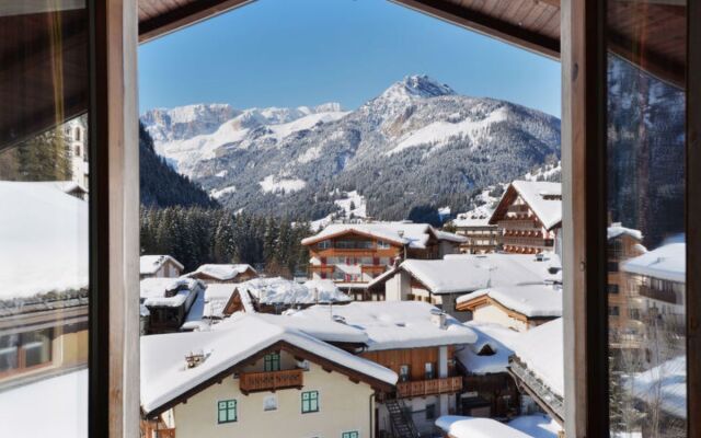 Apartment Al Parco Canazei 25901