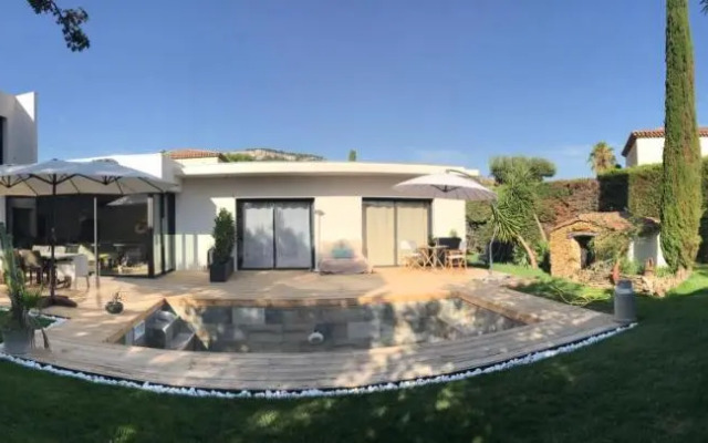 Guest House Olivades