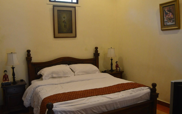 Joglo Plawang Villa & Resort