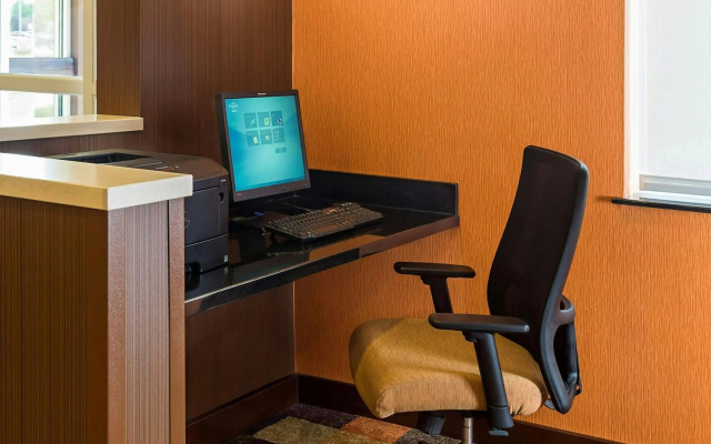 Fairfield Inn & Suites Holland