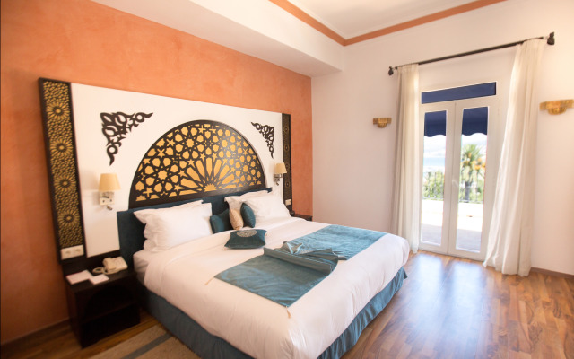 El Minzah Hotel