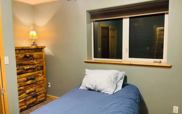Cloudberry Cabin