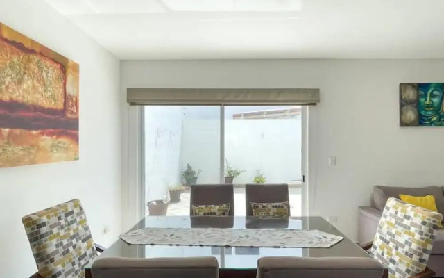 Prime Location House at Cerritos Great Price