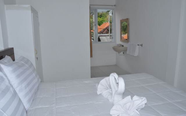 Cemara's Beach Home Stay