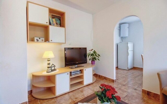 Awesome Home in Cres With Wifi and 1 Bedrooms