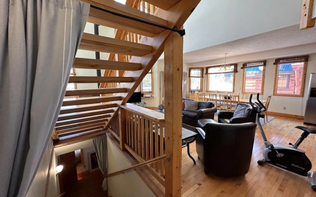 The Stemwinder Lodge by Simply Kimberley