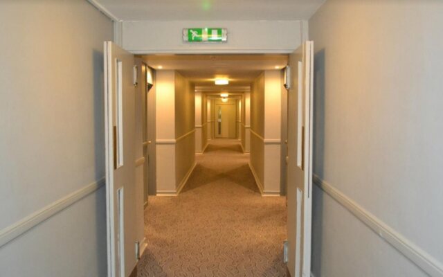 GoGlasgow Urban Hotel