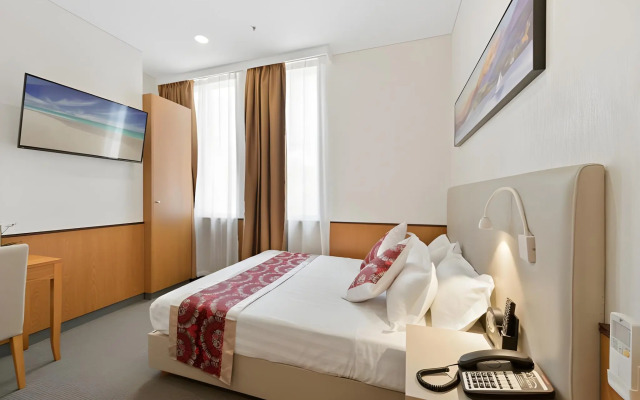 YEHS Hotel Sydney QVB