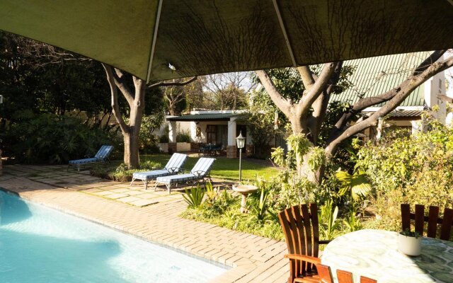 Sunninghill Guest Lodge