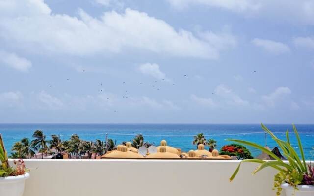 Casa la Mera Mora by Skyrun