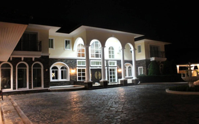 The Mansion