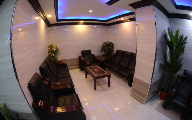 Al Eairy Furnished Apartments Dammam 1