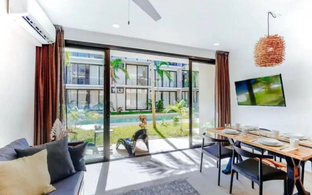 103 Amena Stylish 1BR APT 5min to the BEACH (GYM)