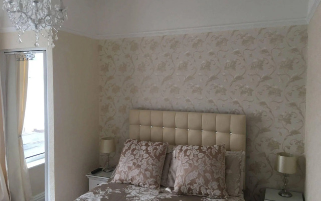 Beachcliffe Luxury Holiday Apartments