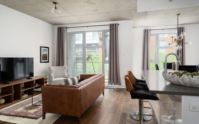 Quartier des Spectacles Luxury Suites by Sonder