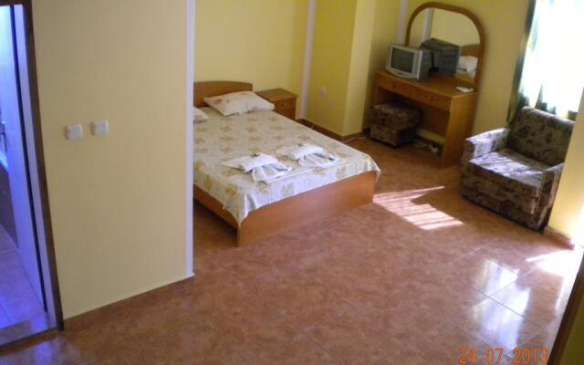 Standard Double Room in Dafinka Guest House