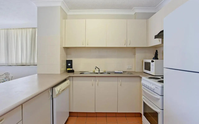 Aries Holiday Apartments