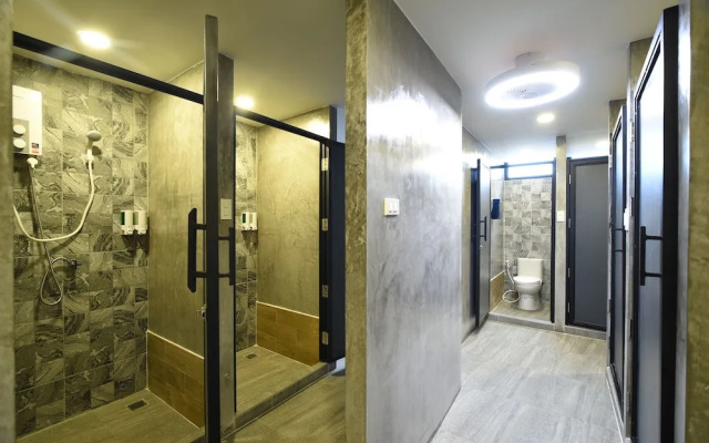KOKO Hostel- Adults Only