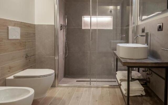 Luxury Apartments San Zeno