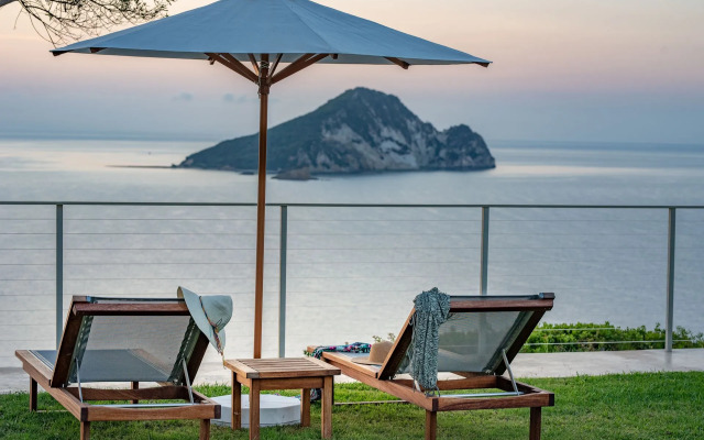 Artina Luxury Villa