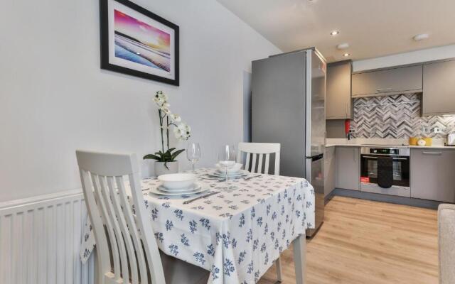 13 Belle House - Apartment 2