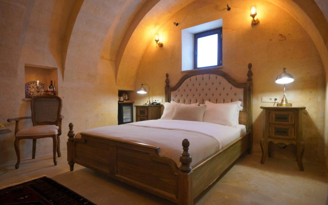 Maya Cave Hotel