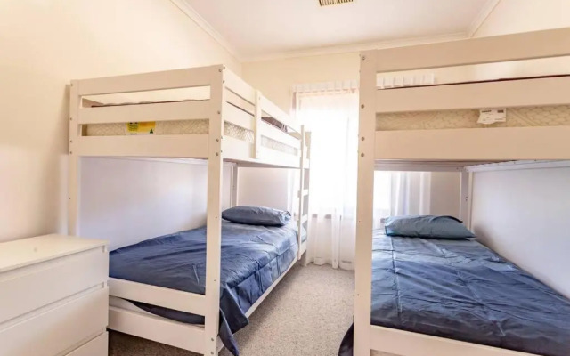 Celestial Heights - Stunning Views of City & Bay