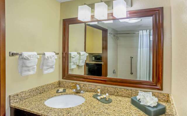 Comfort Inn & Suites Sarasota I75