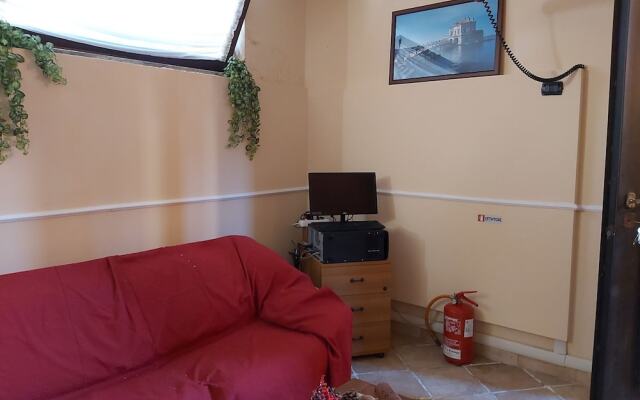 Lavish Holiday Home in Napoli With Swimming Pool