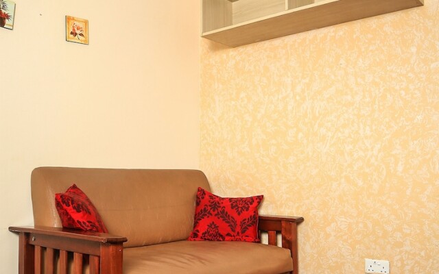 West Suites Apartments