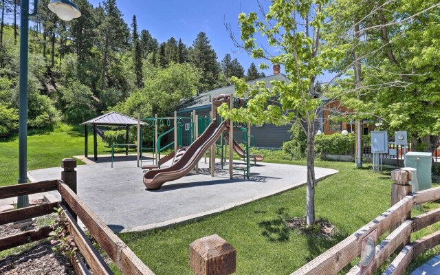 Sleek Deadwood Getaway < 1 Mi to Downtown!