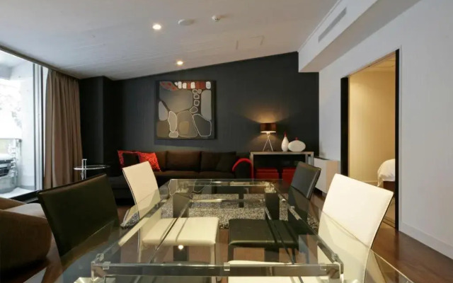 The Ridge Hotel & Apartments