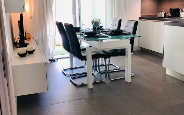 The Italian Home