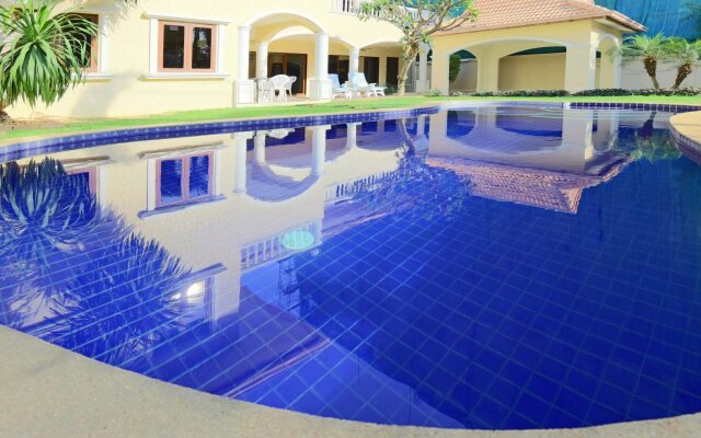 Pattaya Holiday Villas