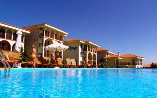 Briz-Seabreeze Hotel