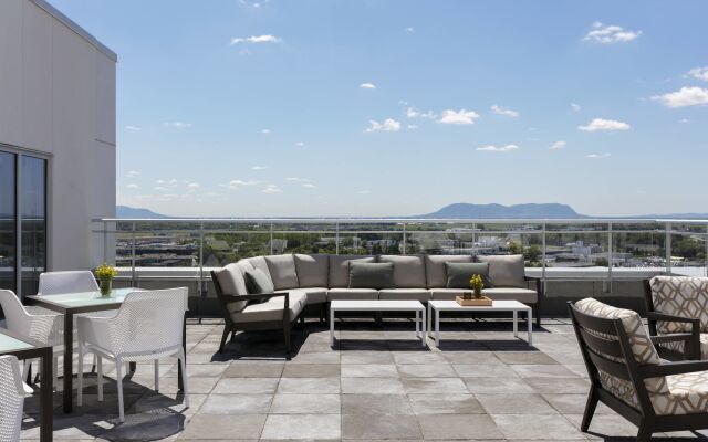 Sheraton Saint-Hyacinthe Hotel