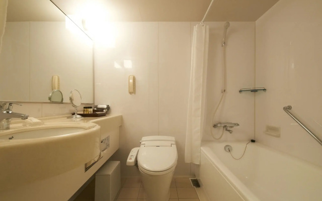 Fraser Residence Nankai Osaka Hotel
