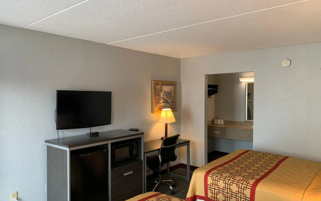 Pigeon Forge Parkway Inn