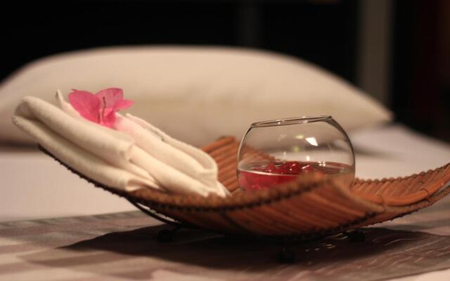 Sparks Life Jakarta, ARTOTEL Curated