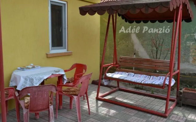 Pensiunea Adela