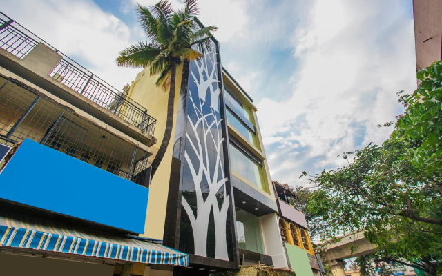 OYO 19934 Hotel Golden Arch