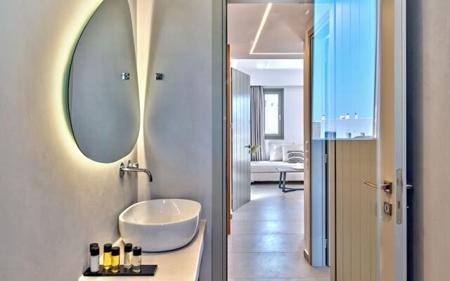 Paros Gem