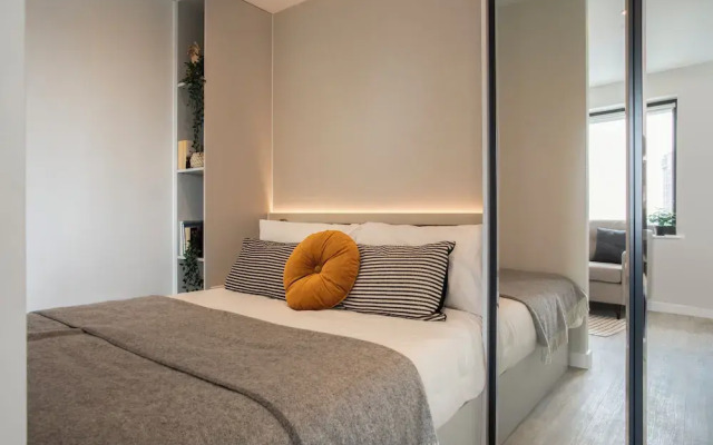 StayCozy at Enclave Croydon