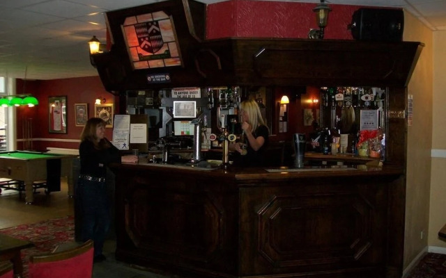 Fitzwilliam Arms Hotel