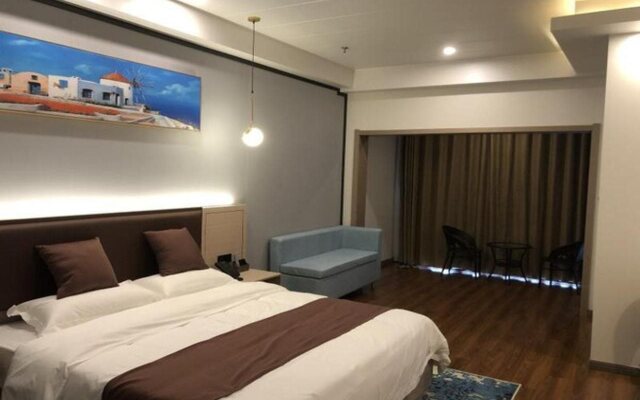 GYA Taixing Hongqiao Plaza Hotel